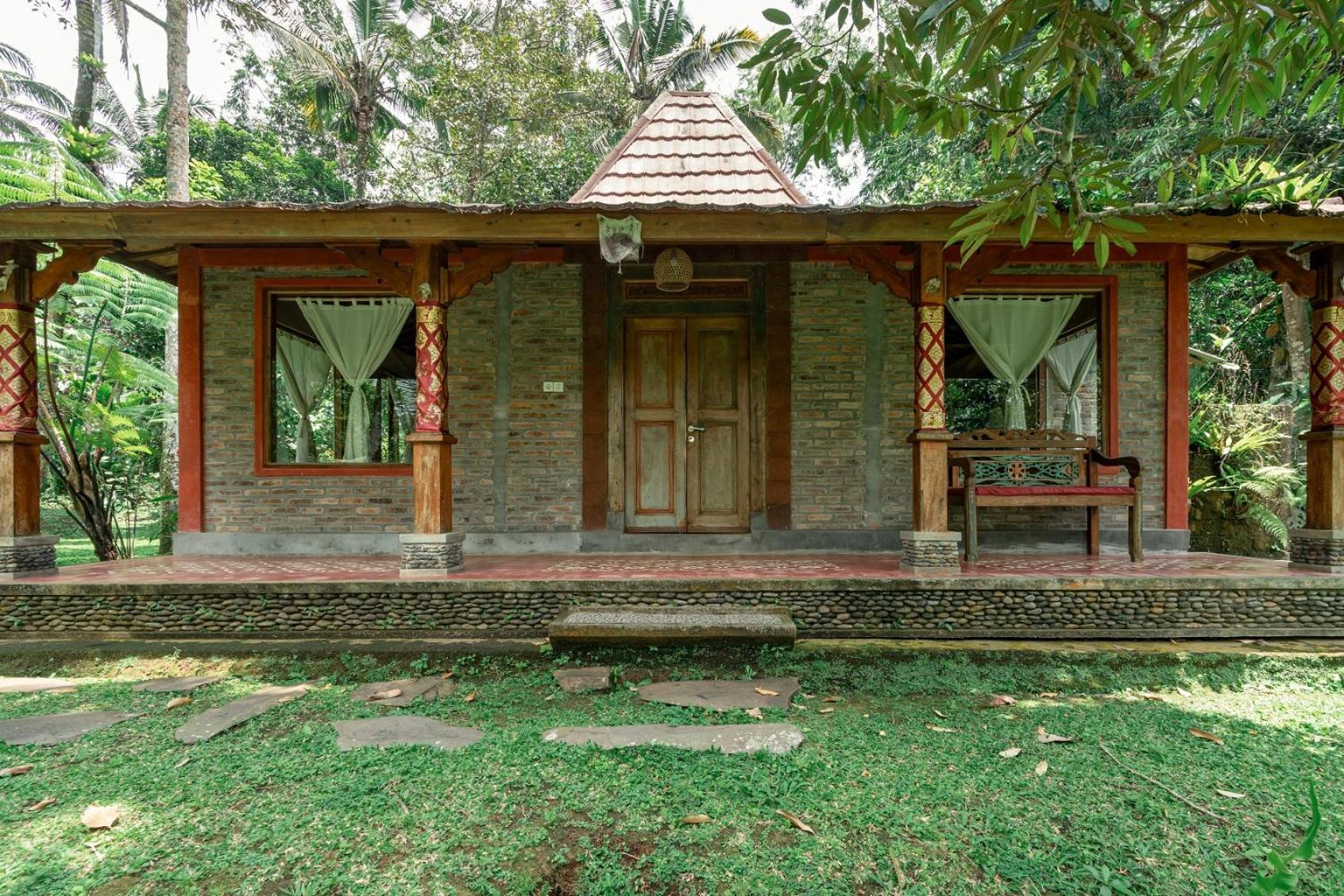 Saridevi Ecolodge Джатилувих Экстерьер фото